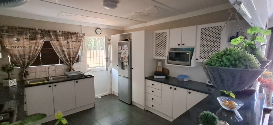 4 Bedroom Property for Sale in Retief Eastern Cape